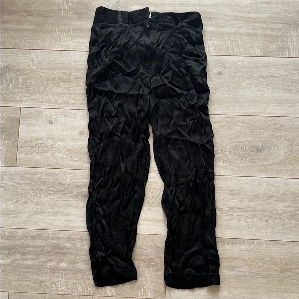 Aritzia Wilfred satin pants